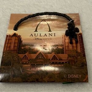 Rare! Brand New Disney Aulani Resort Menehune Necklace